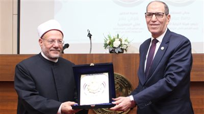 مفتي الجمهورية يجيب على استفسارات مستشاري النيابة الإدارية 