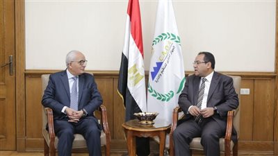 وزيرا التعليم ورئيس التنظيم والإدارة يبحثان شروط التقدم لمسابقة شغل 18 ألف وظيفة معلم مساعد 