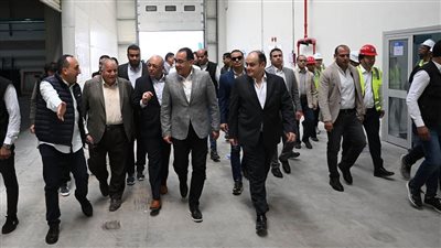 رئيس الوزراء يزور مُجمع 