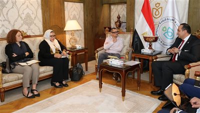 الرعاية الصحية تبحث التعاون مع هيئة انقاذ الطفولة لاستقبال مصابي غزة