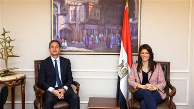 وزيرة التعاون تستقبل السفير الفرنسي الجديد لبحث تطوير العلاقات بين البلدين