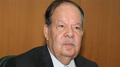وزير العدل ناعيا الدكتور فتحي سرور: المجتمع فقد الرمز الرفيع 