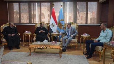 محافظ الغربية يستقبل وفدا من الكنيسة الكاثوليكية للتهنئة بعيد الفطر المبارك