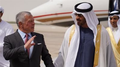 ملك الأردن وبن زايد يؤكدان أهمية تنسيق الجهود العربية في ظل التطورات