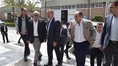 وزير التجارة  يتفقد مصنع كابسي للدهانات بالمنطقة الصناعية ببورسعيد 
