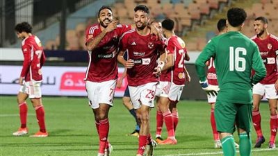 الأهلي يتعادل مع 