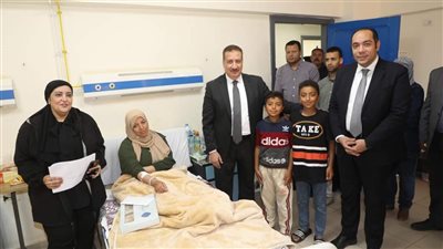 محافظ المنوفية يزور مصابي غزة بمستشفيات منوف العام للاطمئنان علي حالتهم الصحية