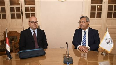 وزير الإسكان يلقى محاضرة بجمعية  المهندسين حول مشروعات التنمية العمرانية وأبعادها الاقتصادية