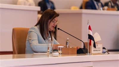 وزيرة التخطيط تشارك باجتماع المائدة المستديرة للمحافظين