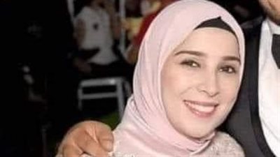  مصرع طبيبه  اطفال انقلبت سيارتها بترعه فى كفرالشيخ 