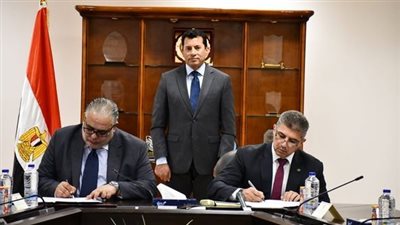 وزير الرياضة يشهد توقيع بروتوكول تعاون للرعاية الطبية للرياضيين مع 4 الوزارات