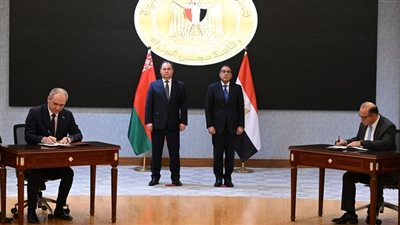 مصر وبيلاروسيا يوقعان مذكرة تفاهم لتعزيز مشاركة المستثمرين في سوق الأوراق المالية