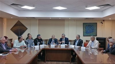 تحديات الطباعة والنشر بالأعلى للثقافة