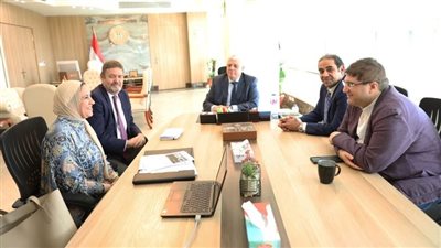 وزير التعليم العالي يستقبل مدير المجلس الثقافي البريطاني لبحث آليات التعاون المُشترك