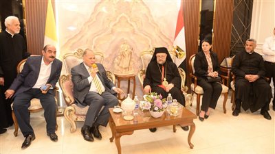 محافظ أسيوط يزور إيبارشية 