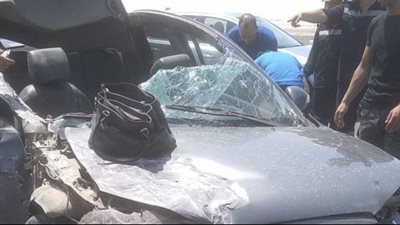 مصرع فتاة وإصابة عروسين في انقلاب سيارة عائدة من الكوافير بكفر الشيخ