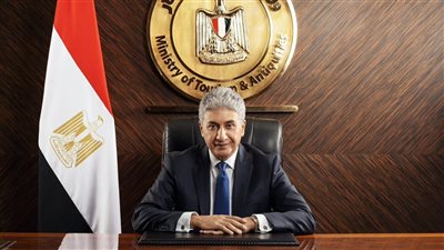 وزارة السياحة والآثار : ضبط وغلق 126 كيانا غير مرخص بمحافظة جنوب سيناء .. و اتخاذ الإجراءات القانونية ضدها
