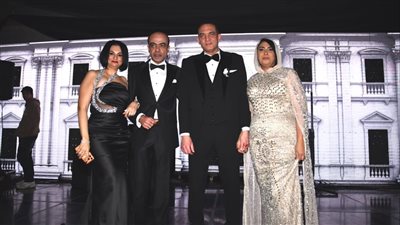بوسي وديانا تحييان حفل زفاف نجل رجل الأعمال مجدي فرحات 