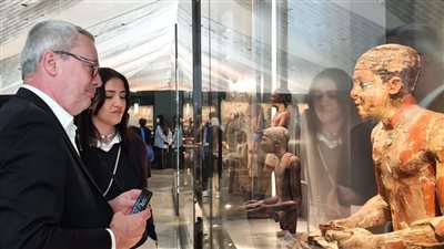 الشباب والرياضة تنظم جولة ثقافية وسياحية لرئيس قطاع الرياضة بمنظمة اليونسكو