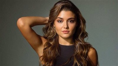 هاندا أرتشيل تتصدر الترند مجددًا.. هل بدأت علاقة جديدة مع منتج درامي بارز؟