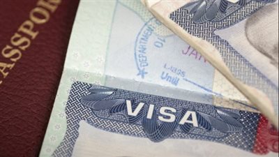 الولايات المتحدة تعلن بدء فحص حسابات وسائل التواصل للمتقدمين لتأشيرة H-1B 