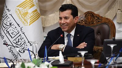 وزير الشباب والرياضة يبحث آخر استعدادات تنظيم النسخة العاشرة من ماراثون زايد الخيري