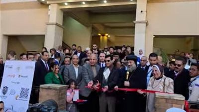 وزير الشباب والرياضة ومحافظ المنيا يفتتحان ملتقى التوظيف الخامس بنادي الواي بأبوقرقاص 