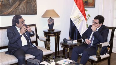 وزير الثقافة يبحث استعدادات اتحاد الناشرين للمشاركة في معرض القاهرة الدولي للكتاب الـ57