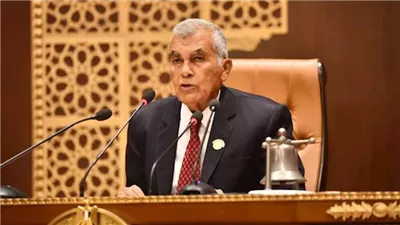 رئيس مجلس الشيوخ يهنئ الرئيس السيسي بالعام الميلادي الجديد