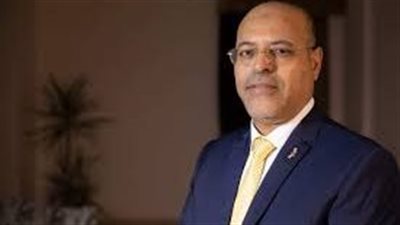 وزير العمل: الأربعاء المقبل أجازة مدفوعة الأجر للعاملين بالقطاع الخاص بمناسبة عيد الميلاد المجيد