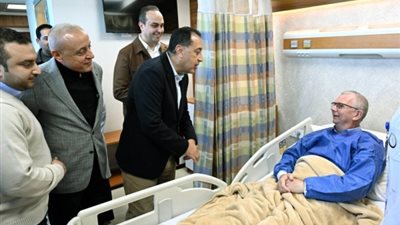 رئيس الوزراء يتفقد مستشفى الكرنك بالأقصر ويتأكد من جودة الخدمة السياحية والطبية للمواطنين والأجانب