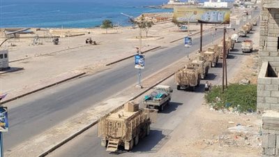 محافظ حضرموت يعلن استعادة المحافظة وشروع إدارة مهامها من سيئون