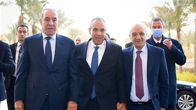 وزير الخارجية يستقبل نائب رئيس دولة فلسطين ويؤكد دعم مصر للحقوق الفلسطينية