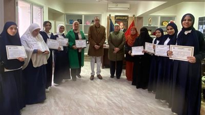 «سماح إبراهيم تكرّم أبطال الاقتصاد المنزلي بالسويس بحضور القيادات التعليمية»