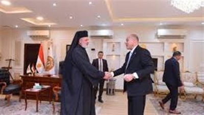 وزير العمل يبحث مع الكنيسة الكاثوليكية مقترحاً جديداً بشأن إجازات المسيحيين