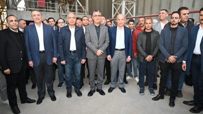 وزير التموين ومحافظ المنيا يتفقدان مصنع سكر أبو قرقاص وأنشطة تموينية متعددة مع بداية موسم حصاد القصب