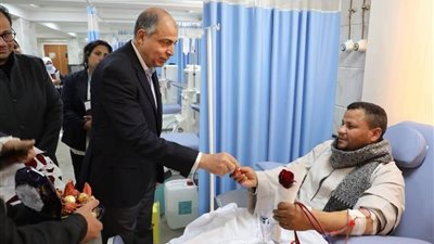 محافظ المنيا يستعرض إنجازات القطاع الصحي خلال عام 2025