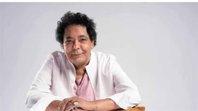  الكينج يعتذر لجمهوره.. تفاصيل تأجيل حفل محمد منير في 