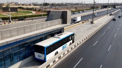 موعد تشغيل المرحلة الثانية من الأتوبيس الترددي BRT لربط الطريق الدائري بالمتحف المصري الكبير
