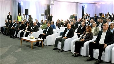 رئيس مجلس الوزراء يطلق إشارة البدء لمشروع 