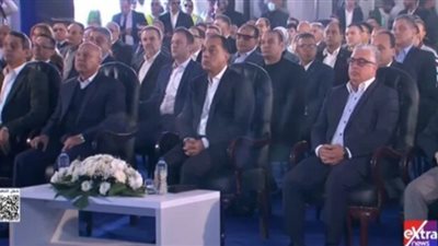 مدبولي يشهد انطلاق التشغيل التجاري لأول محطة حاويات 