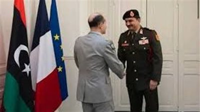 لتعزيز التنسيق الأمني بين ليبيا وفرنسا.. صدام حفتر يلتقي قيادات باريس العسكرية 