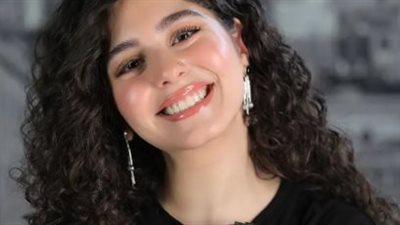 مايان السيد تتألق في النسخة السادسة من Joy Awards: بساطة التصميم وقوة الحضور