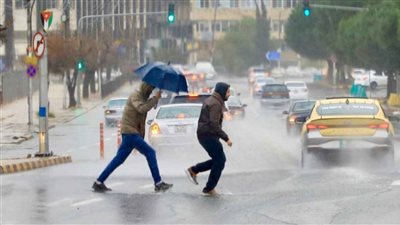 تحذيرات عاجلة.. مديرية الأمن العام الأردنية تنبه من منخفض جوي يضرب المملكة
