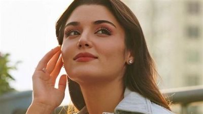 حقيقة إهانة هاندا آرتشيل لشاروخان في Joy Awards 2026.. كيف سقط الجمهور في فخ المنشور المفبرك؟