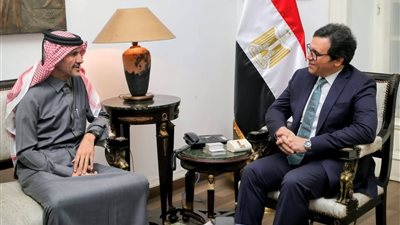 وزير الثقافة يلتقي سفير قطر بالقاهرة لبحث تعزيز التعاون الثقافي واستعدادات العام المصري–القطري