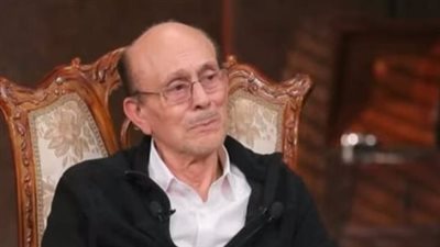 بعد نقله للمستشفى.. ما هو مرض الفنان محمد صبحي والحقيقة الكاملة لحالته الصحية؟