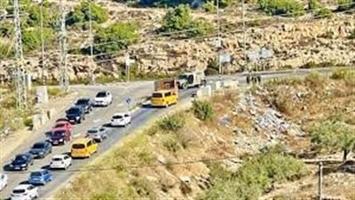 عرقلة حركة الفلسطينيين.. قوات الاحتلال تغلق حاجز عطارة شمال رام الله