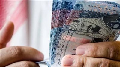 استقرار سعر الريال السعودي أمام الجنيه المصري اليوم الأحد 25 يناير 2026 مع عودة البنوك للعمل