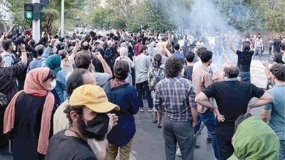 فرنسا: التدخل العسكري في إيران ليس خيارًا مفضلًا وندعم الشعب الإيراني بكافة الوسائل السلمية